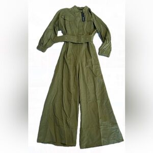 Reveuse Green Women's Jumpsuit - NWT